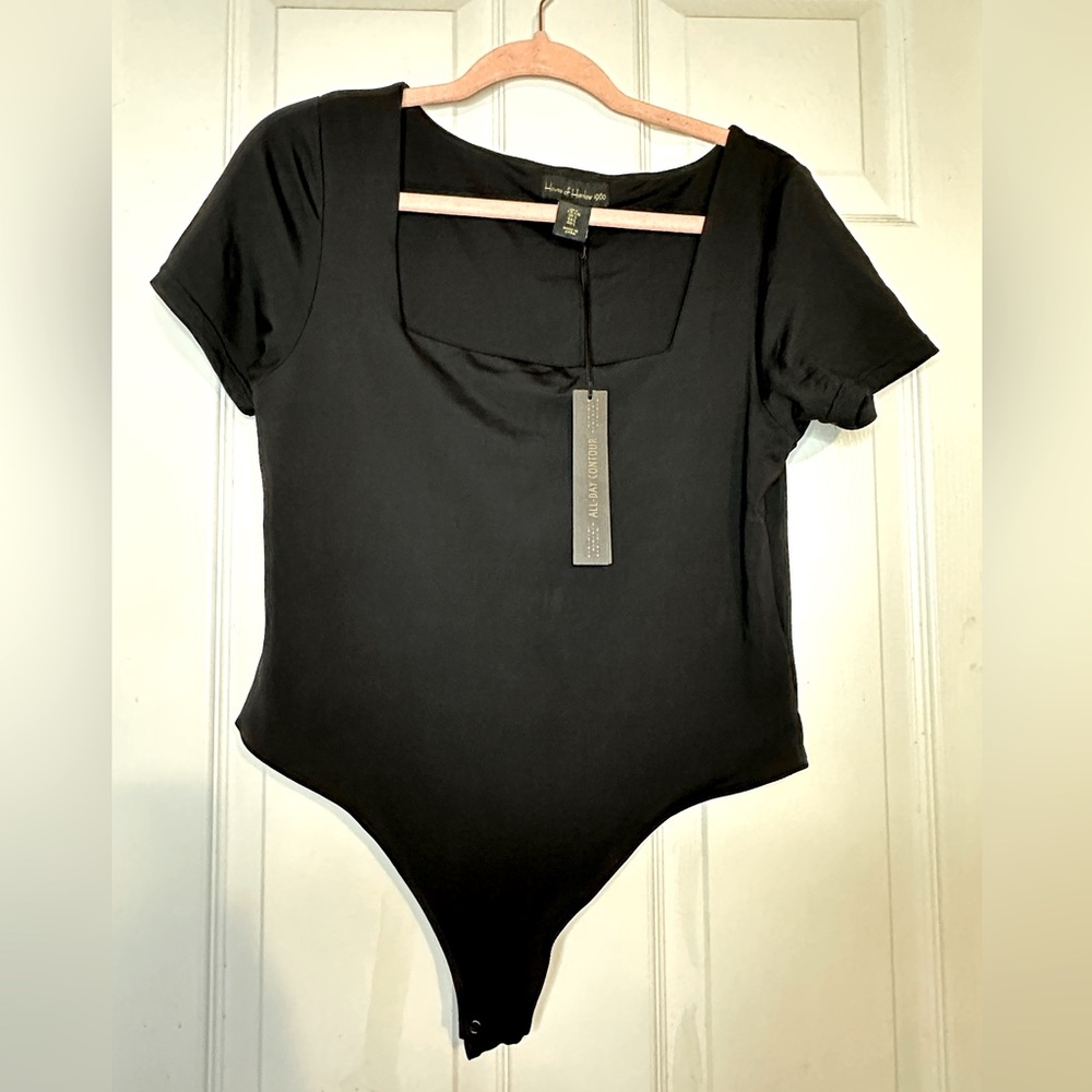 House of Harlow 1960 Enhancing Essentials Black Square Neck Body Suit Sz L